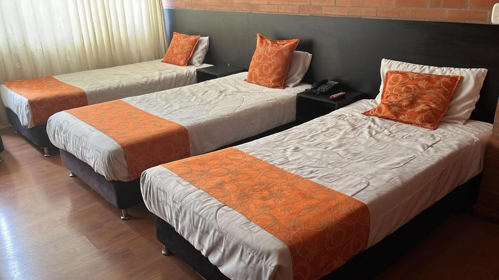 Hotel Bogota Astral المظهر الخارجي الصورة