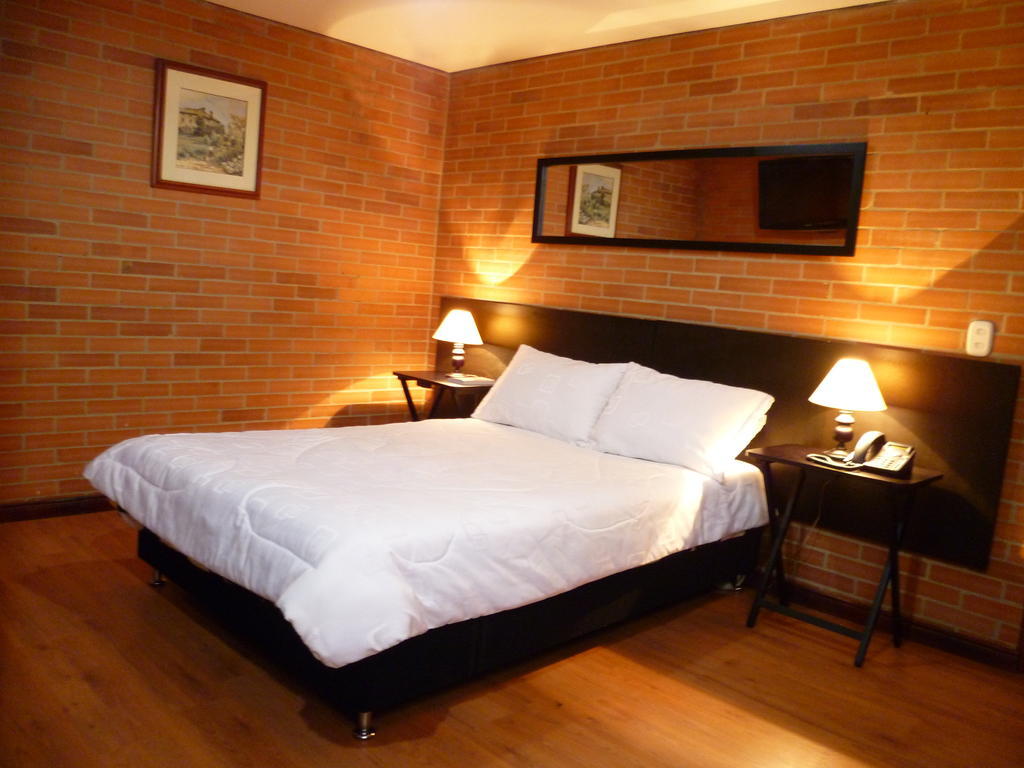 Hotel Bogota Astral المظهر الخارجي الصورة