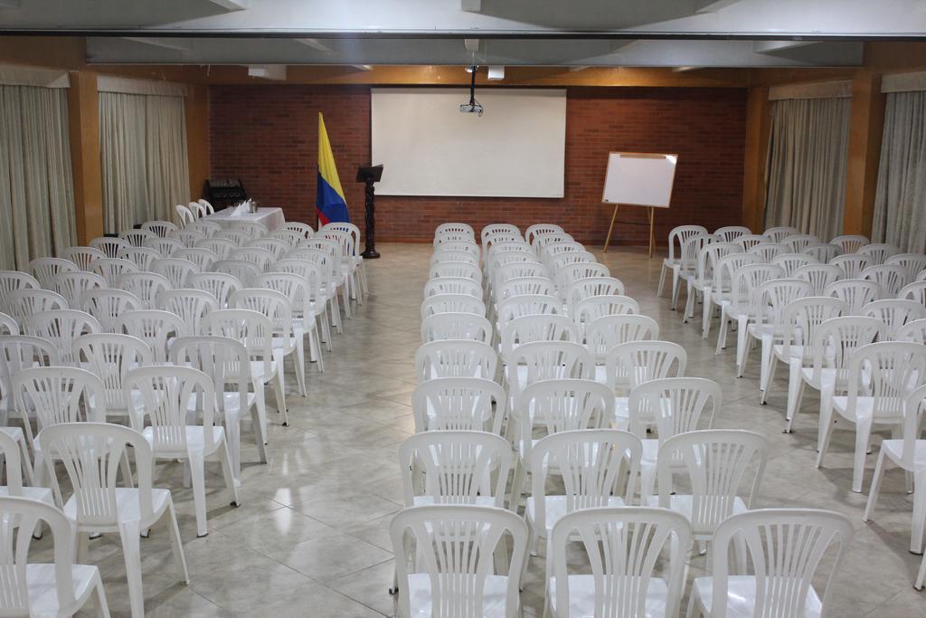 Hotel Bogota Astral المظهر الخارجي الصورة